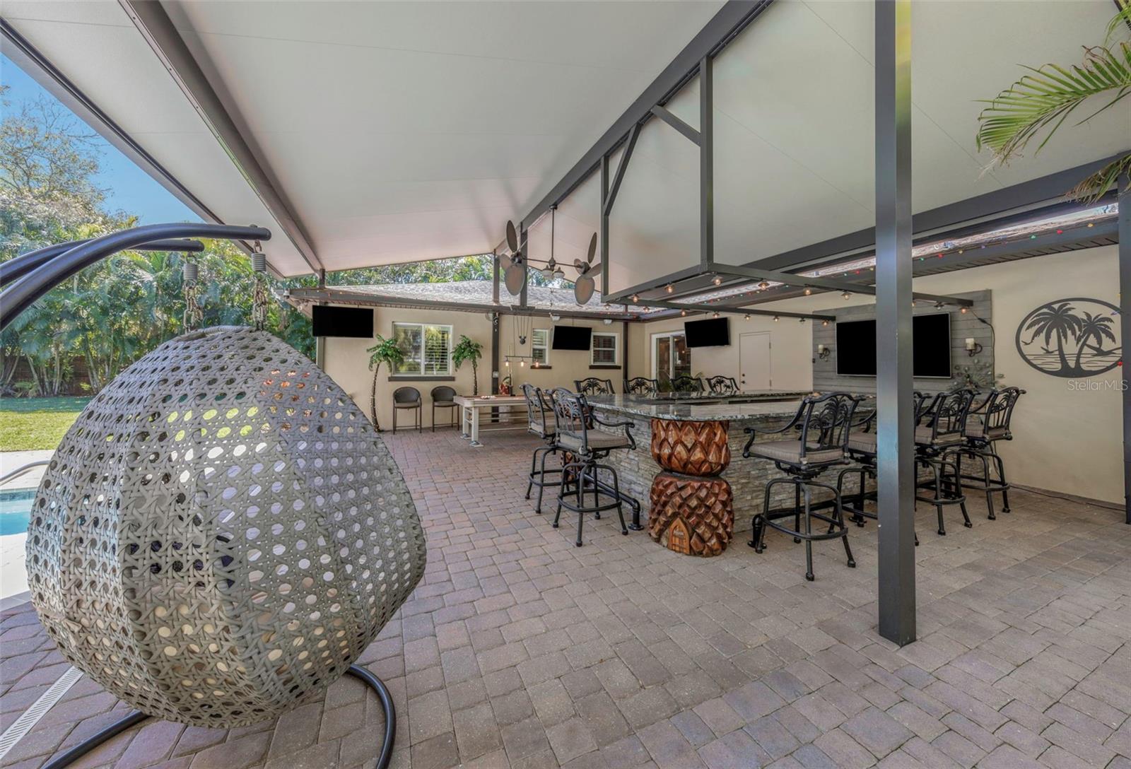 Listing photo id 6 for 1437 Country Club Rd N Road N Country Cl