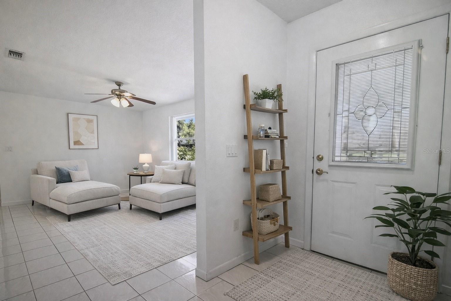 Listing photo id 10 for 2505 Linden Tree Street