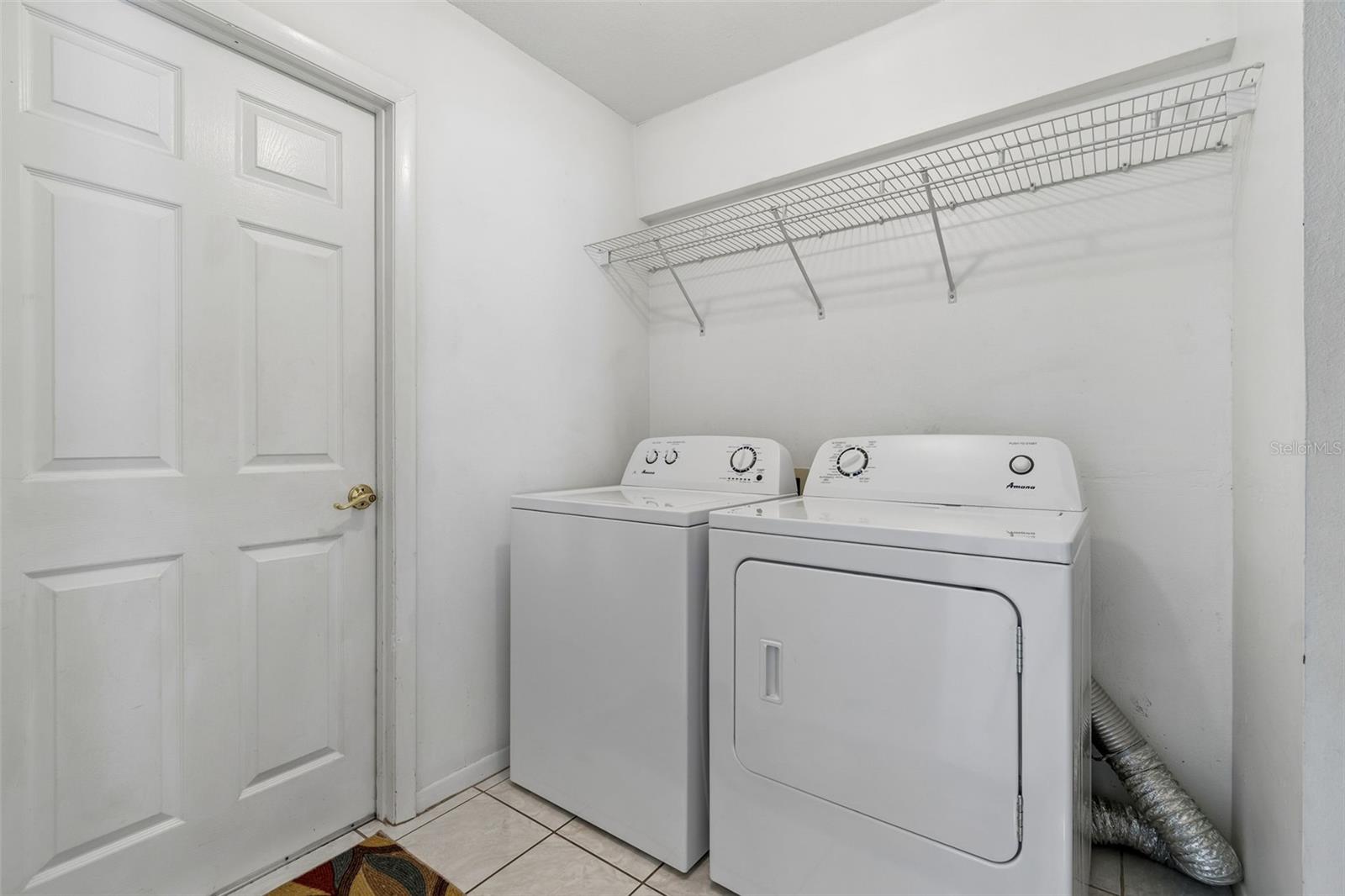 Listing photo id 34 for 2505 Linden Tree Street