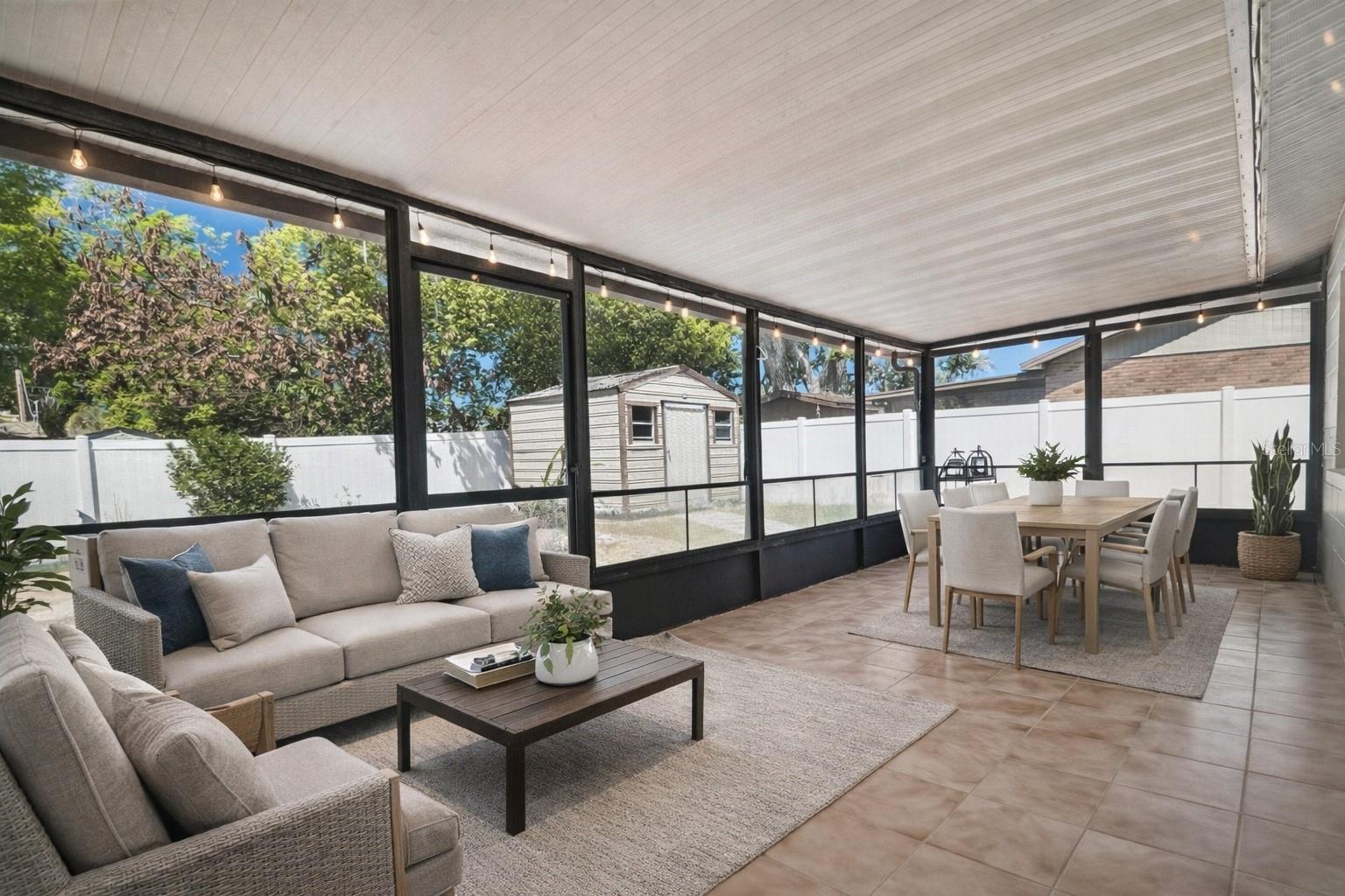 Listing photo id 35 for 2505 Linden Tree Street