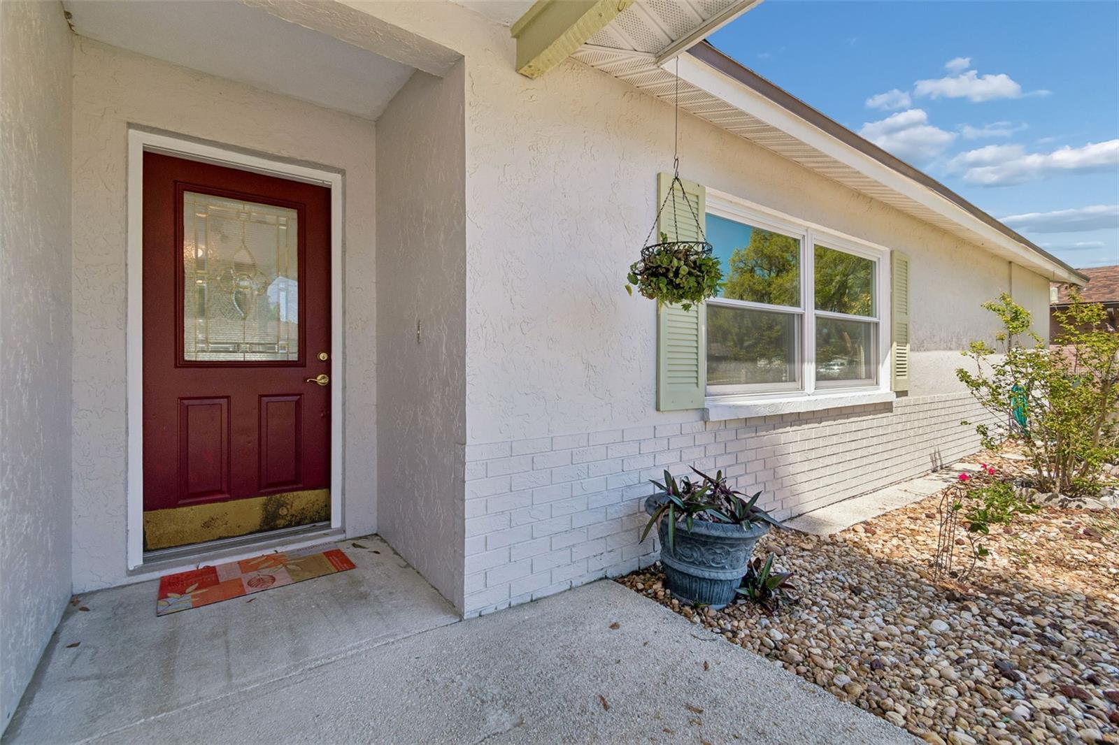 Listing photo id 5 for 2505 Linden Tree Street