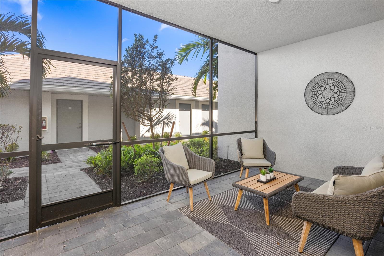 Image 3 of 24 For 19007 Scallop Loop 108