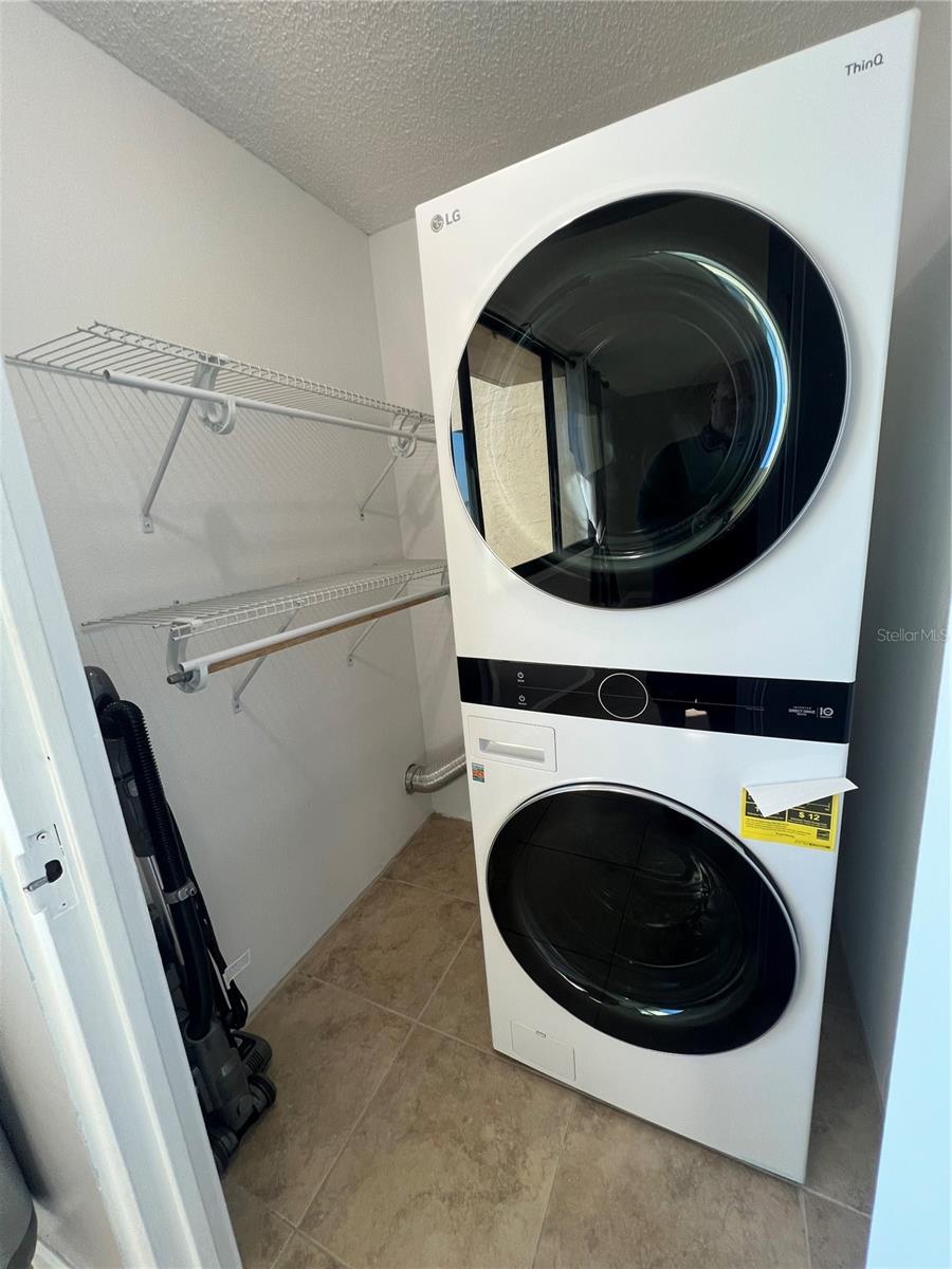 Image 13 of 34 For 2620 Cove Cay Drive 1003