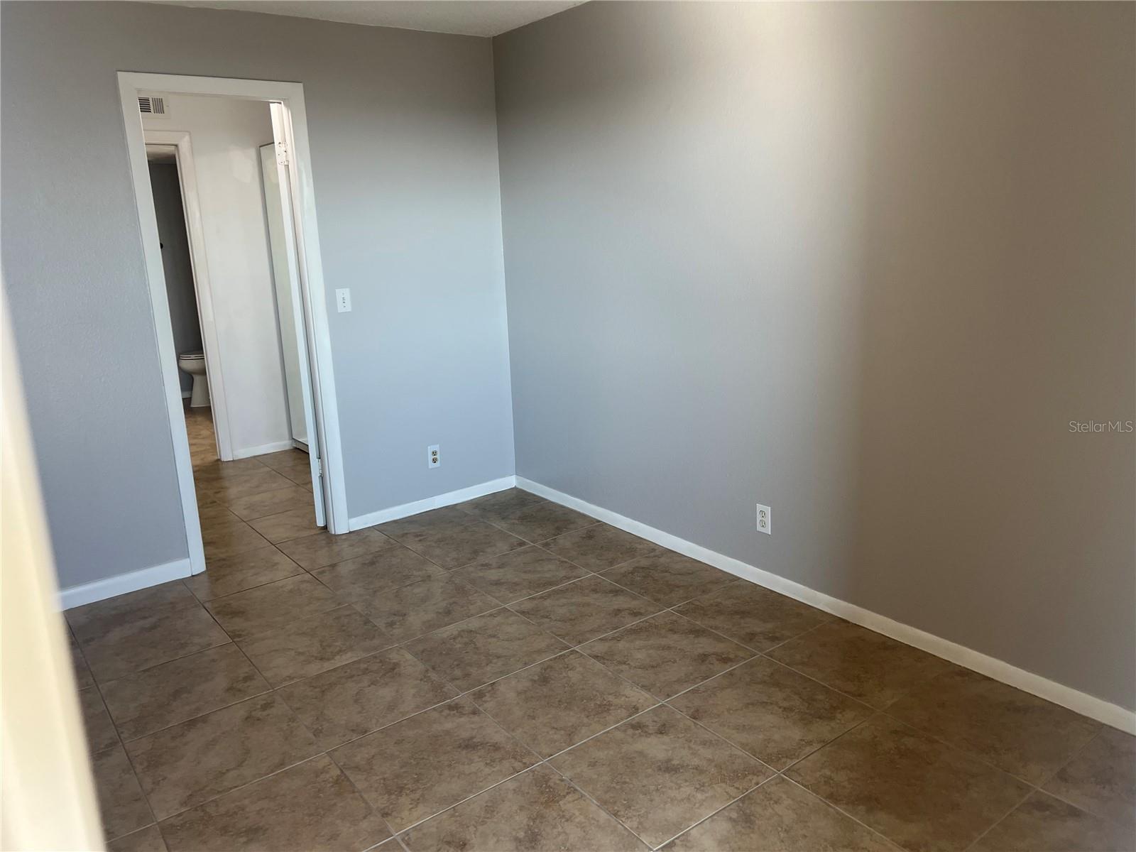 Image 14 of 34 For 2620 Cove Cay Drive 1003