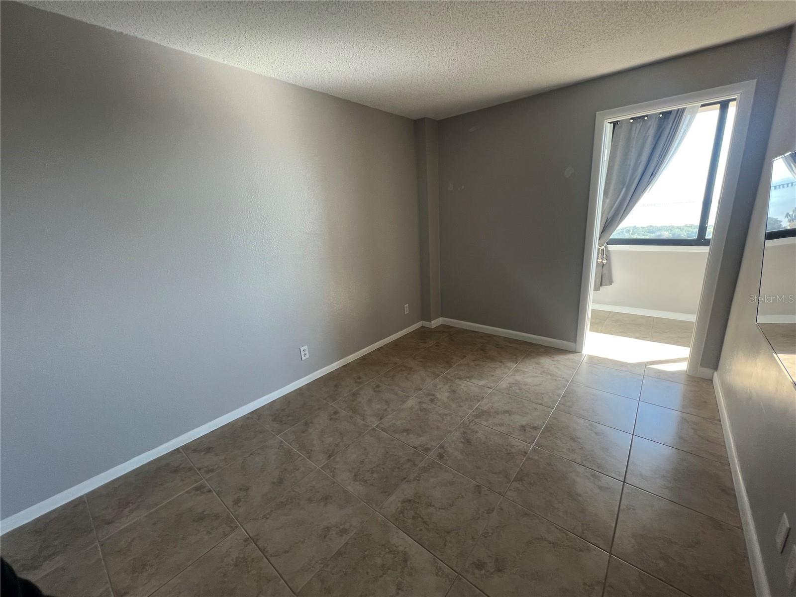 Image 15 of 34 For 2620 Cove Cay Drive 1003