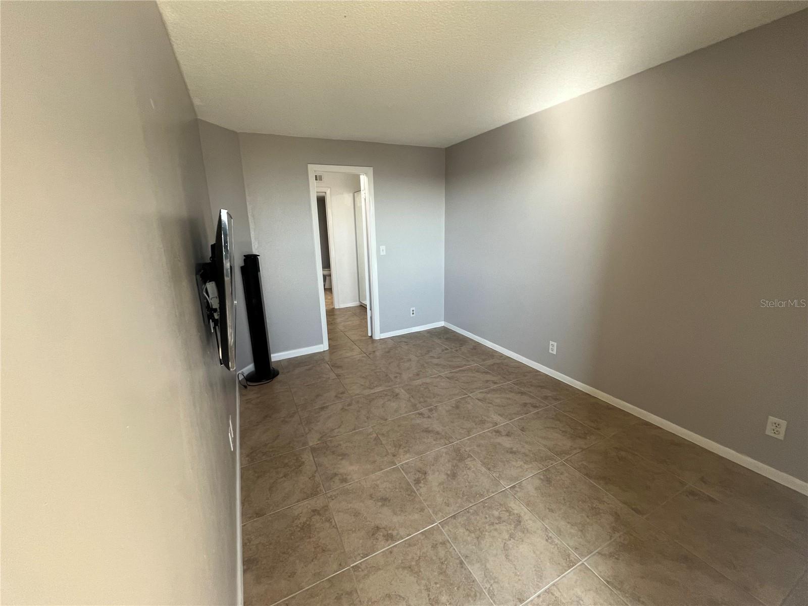 Image 16 of 34 For 2620 Cove Cay Drive 1003