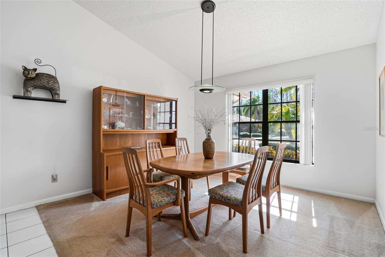 Image 11 of 67 For 846 Centerwood Drive