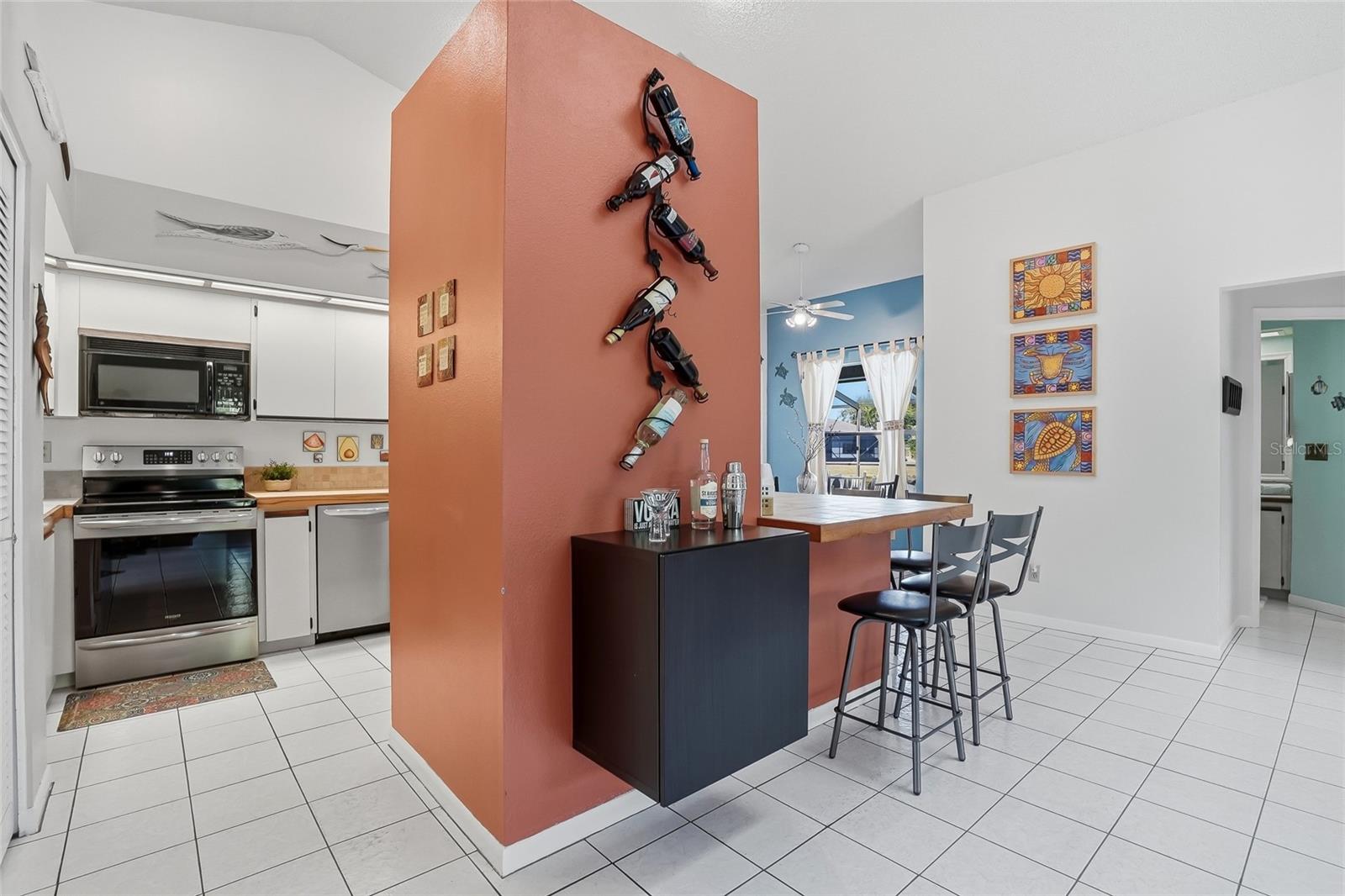 Image 14 of 67 For 846 Centerwood Drive