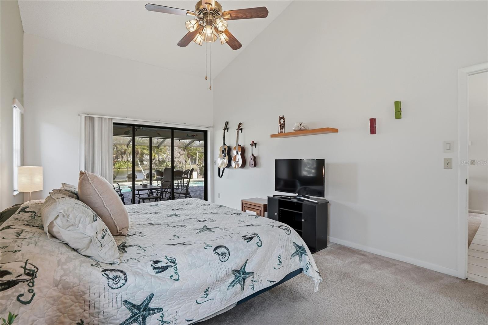 Image 30 of 67 For 846 Centerwood Drive