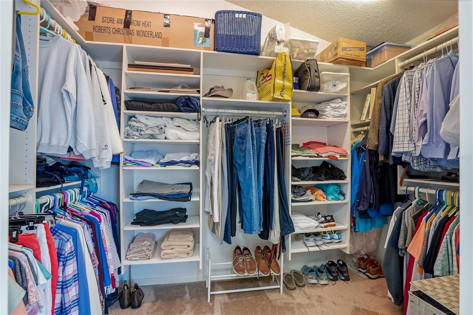 Image 36 of 67 For 846 Centerwood Drive