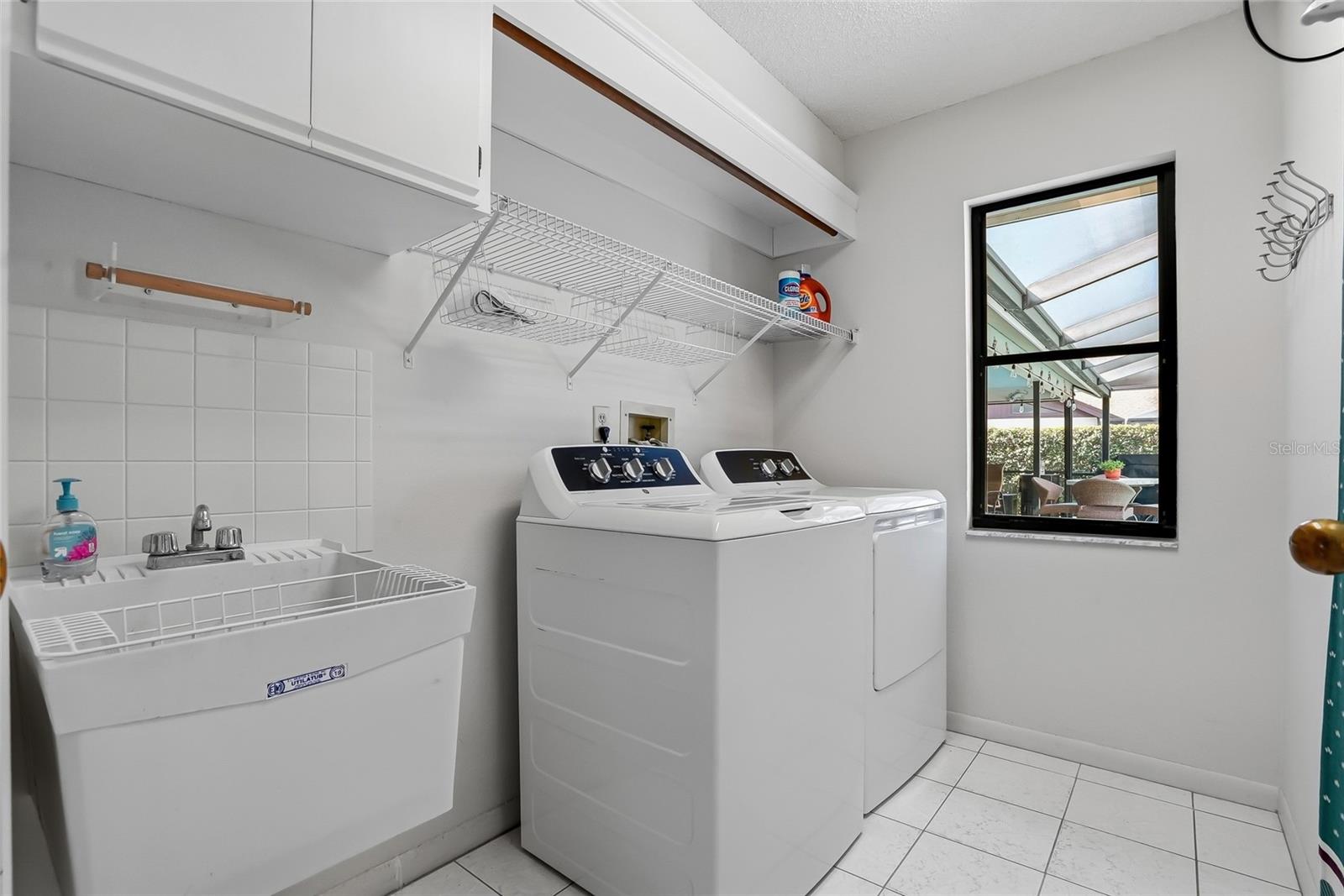 Image 46 of 67 For 846 Centerwood Drive