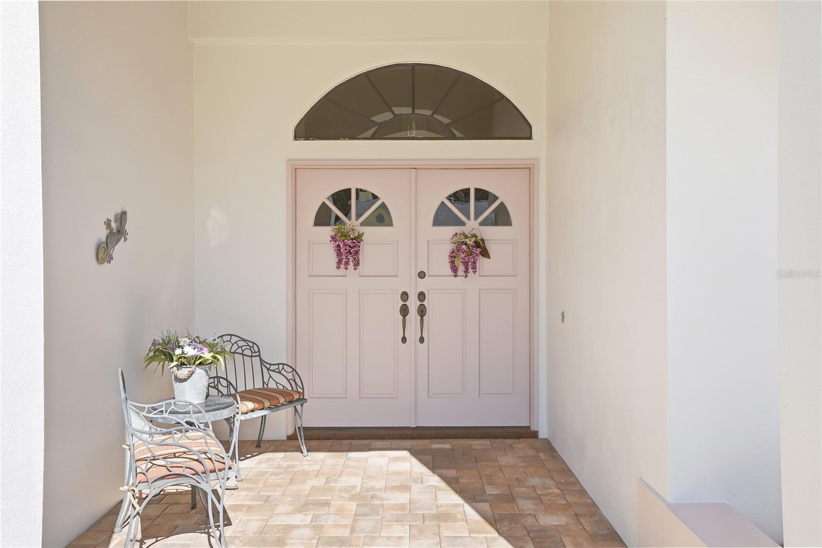 Image 6 of 67 For 846 Centerwood Drive