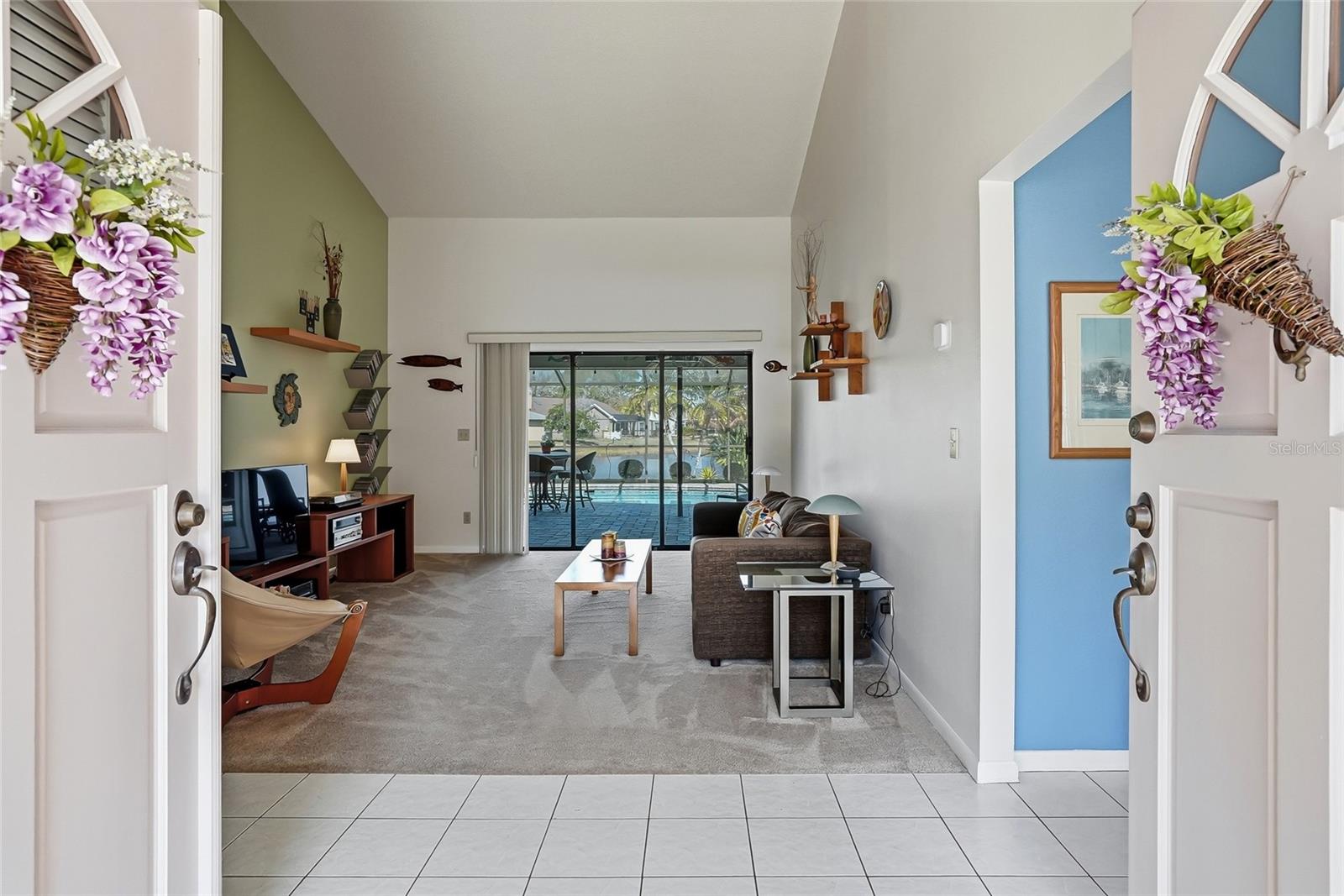 Image 7 of 67 For 846 Centerwood Drive