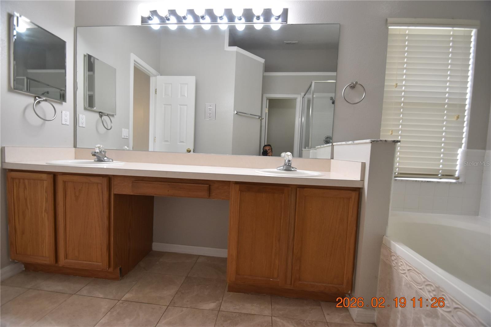 Image 32 of 50 For 2521 Clareside Drive