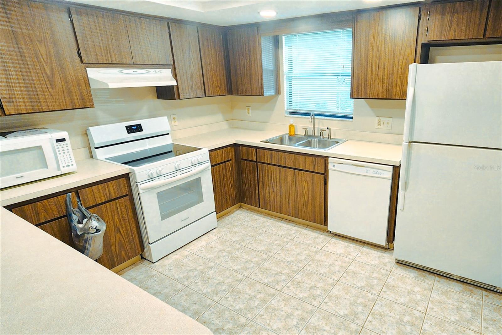 Image 5 of 20 For 1400 Tarpon Woods Boulevard H1