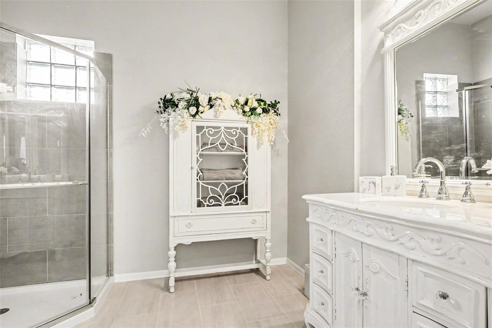 Image 13 of 33 For 731 Brunello Drive