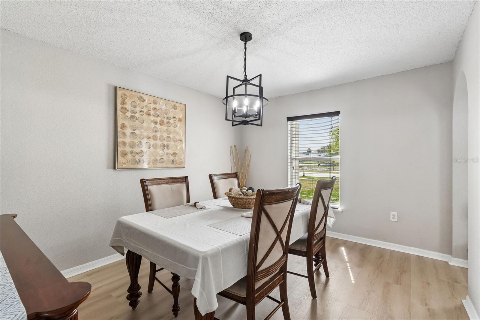 Image 21 of 74 For 31537 Earn Drive