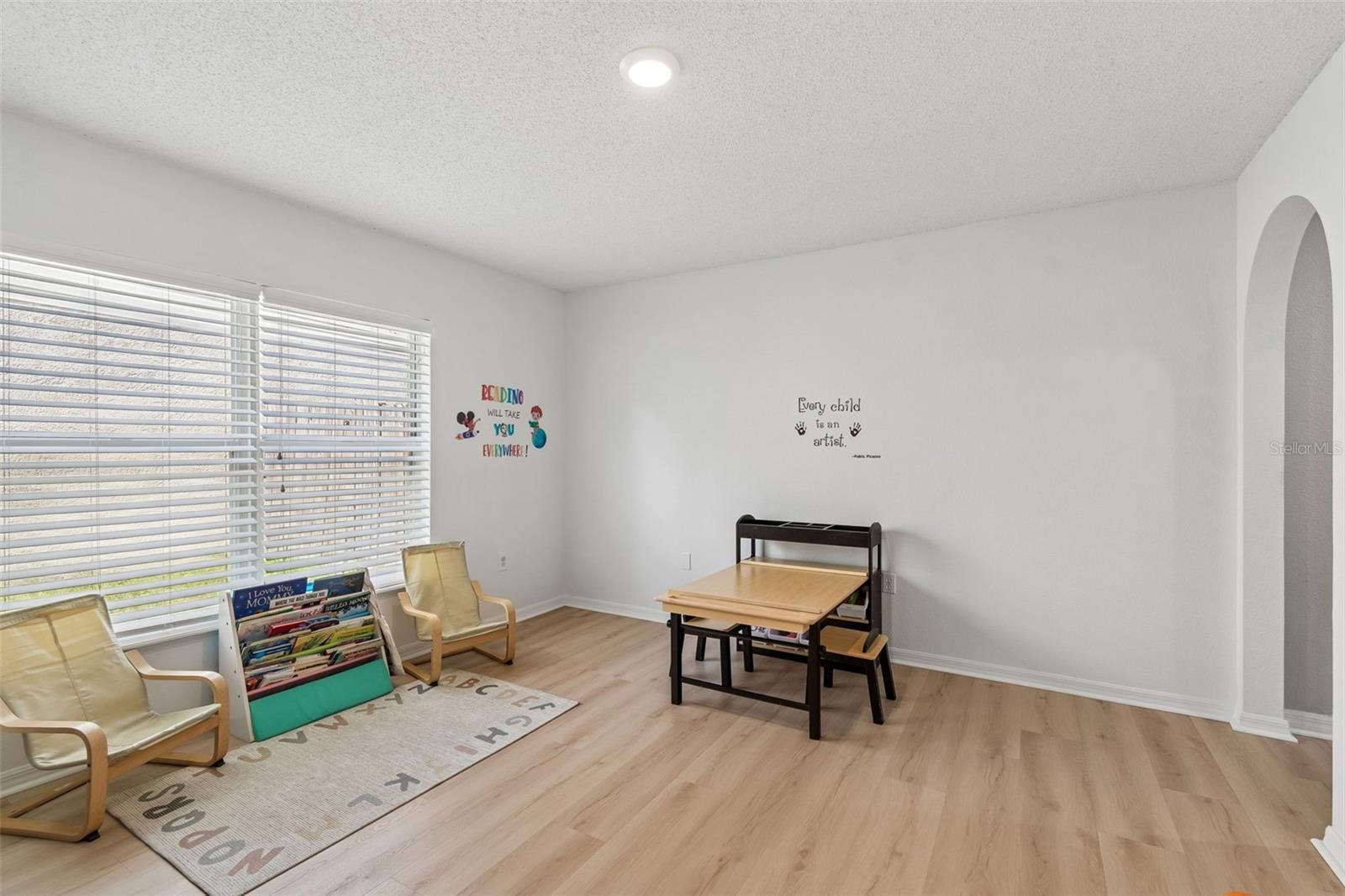 Image 31 of 74 For 31537 Earn Drive