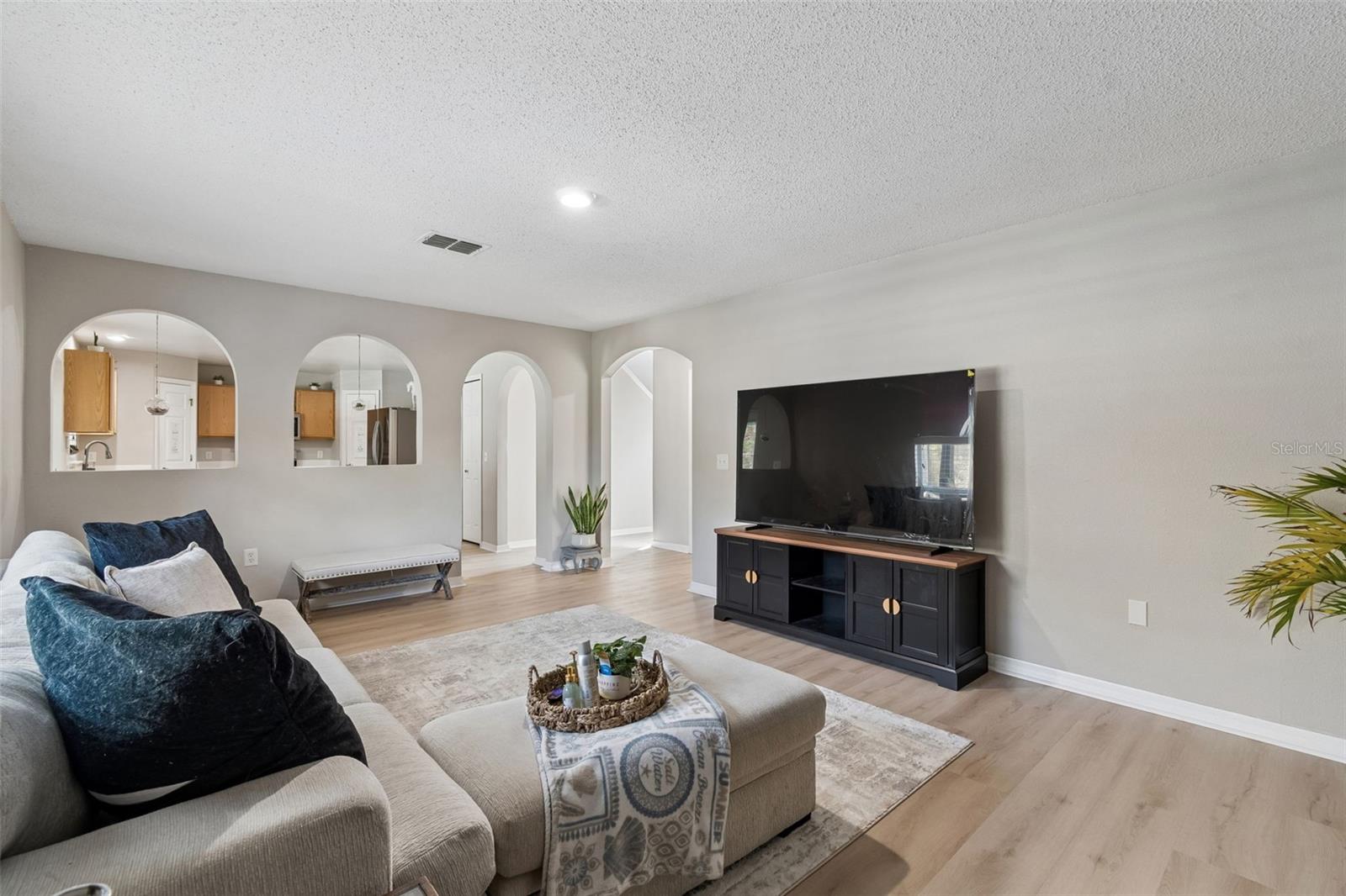 Image 32 of 74 For 31537 Earn Drive