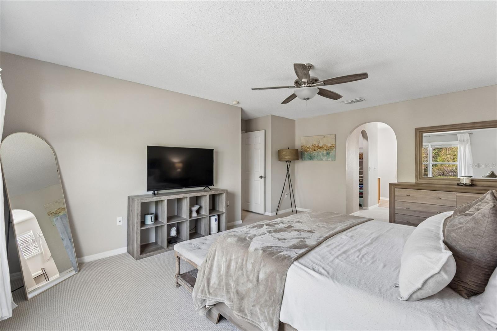 Image 44 of 74 For 31537 Earn Drive