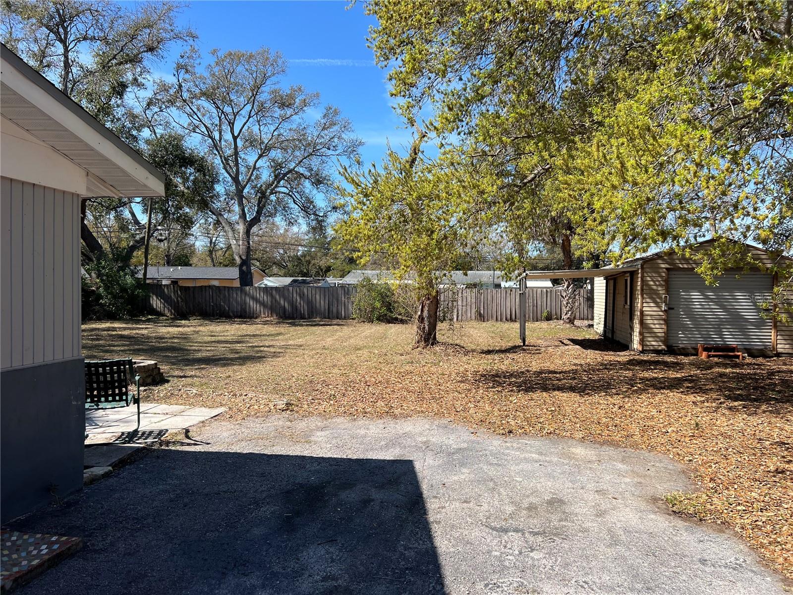 Image 19 of 31 For 14716 63rd Way N