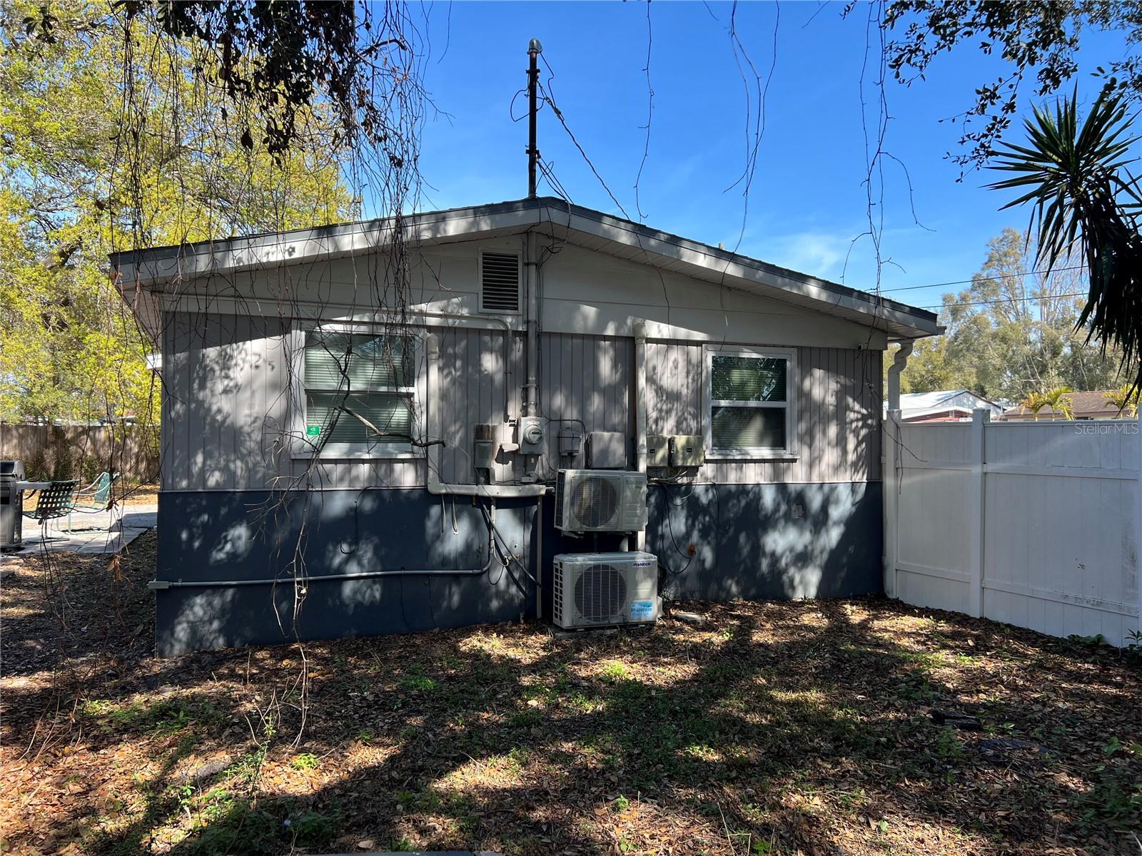 Image 21 of 31 For 14716 63rd Way N