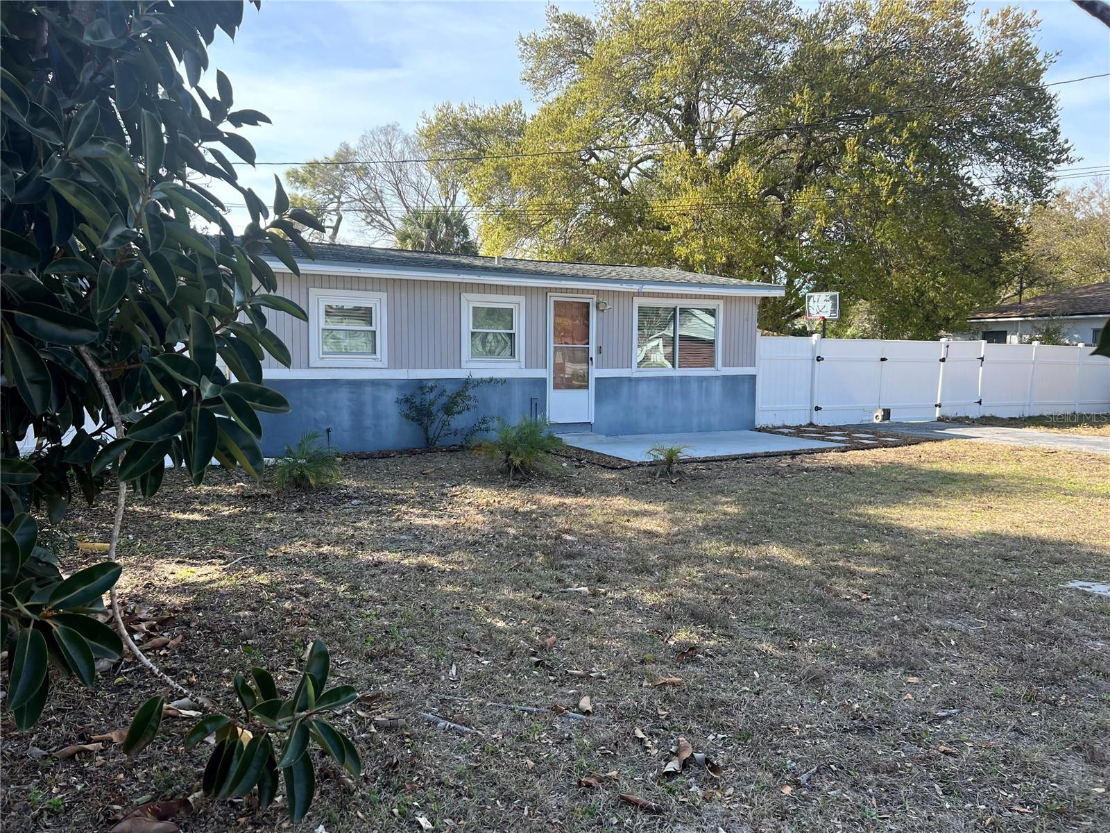 Image 4 of 31 For 14716 63rd Way N