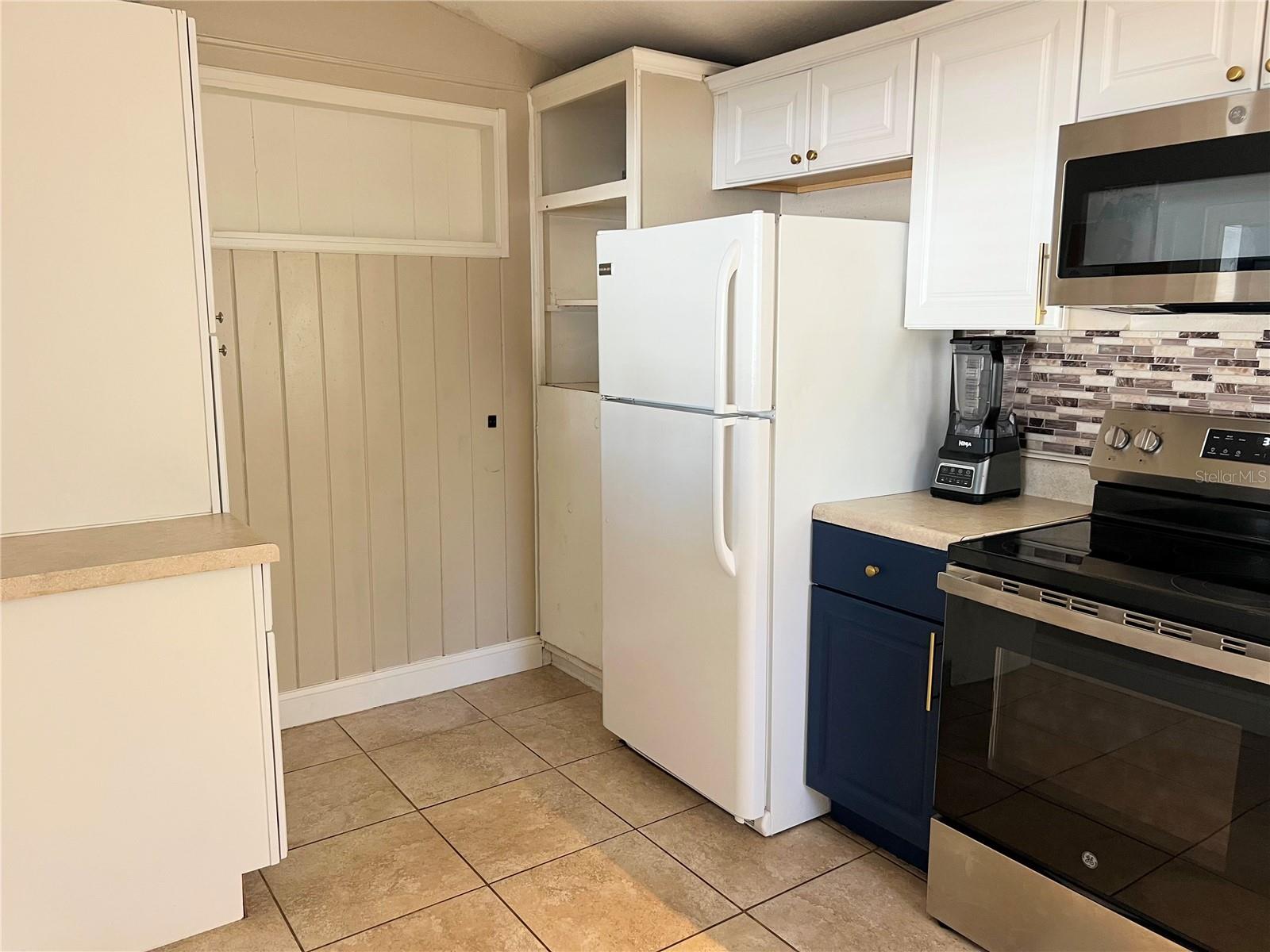 Image 8 of 31 For 14716 63rd Way N