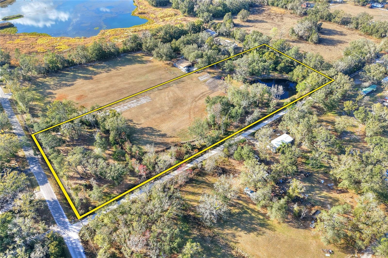 Image 2 of 19 For 8602 Back Road