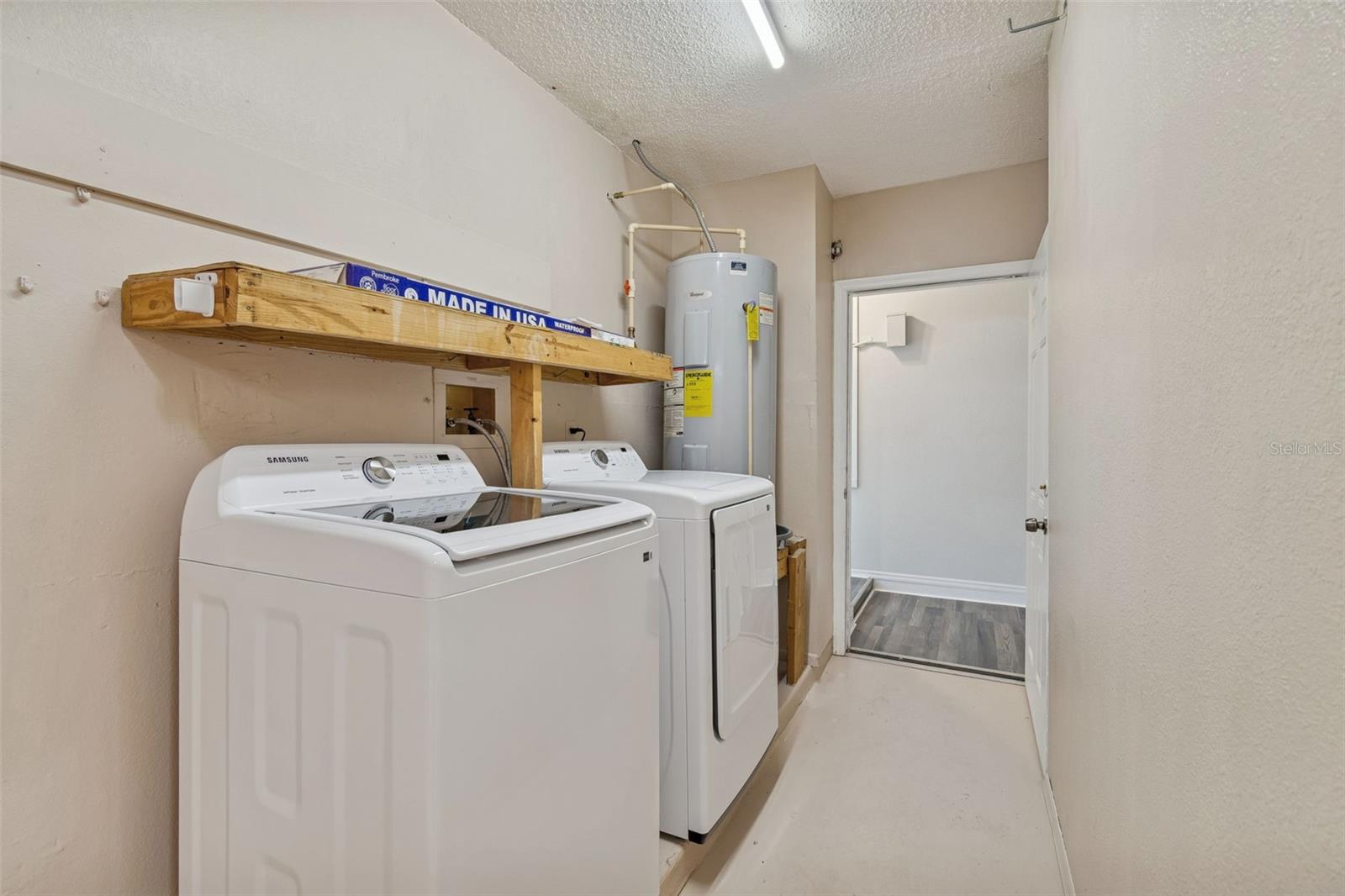 Image 33 of 43 For 12836 Kellywood Circle