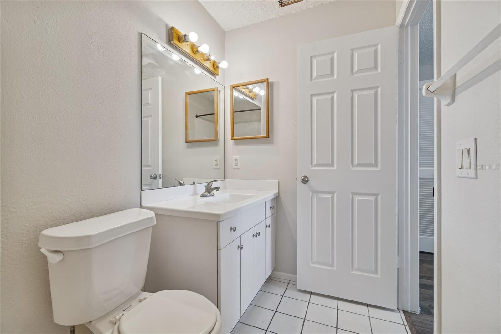 Image 40 of 43 For 12836 Kellywood Circle