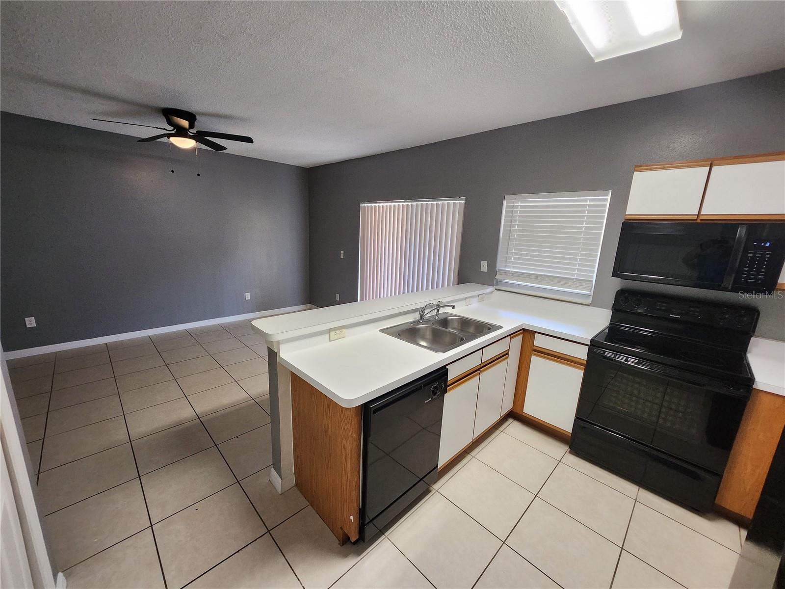 Image 6 of 22 For 30136 Barnaby Lane