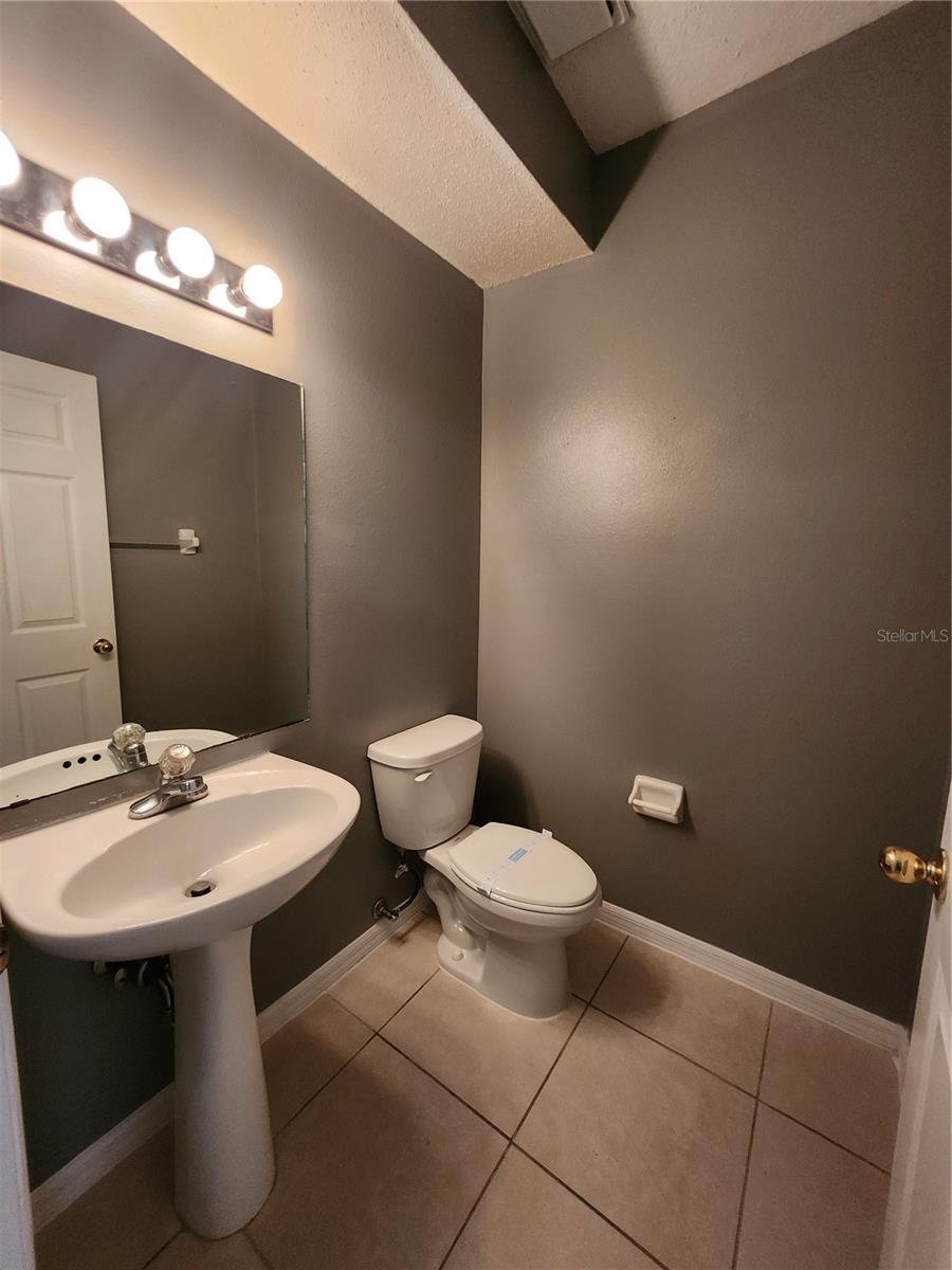 Image 9 of 22 For 30136 Barnaby Lane