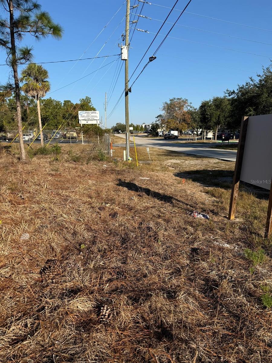 Image 3 of 4 For 13786 Linden Drive