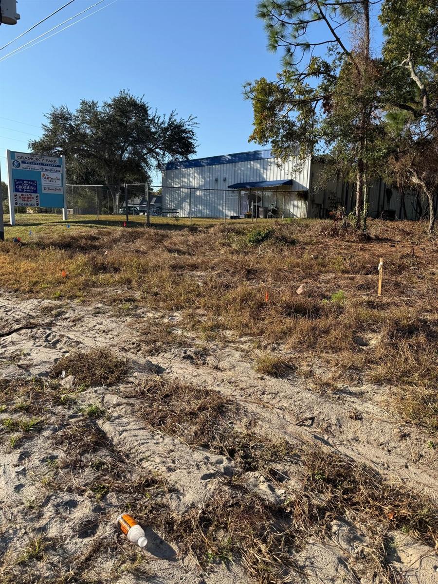 Image 4 of 4 For 13786 Linden Drive