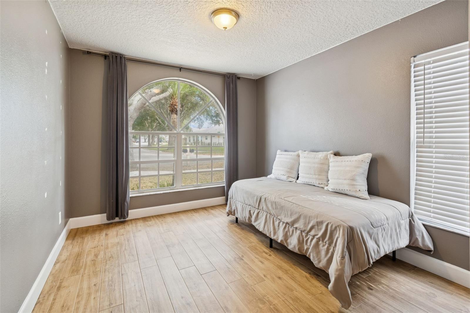 Image 44 of 88 For 19427 Morden Blush Drive