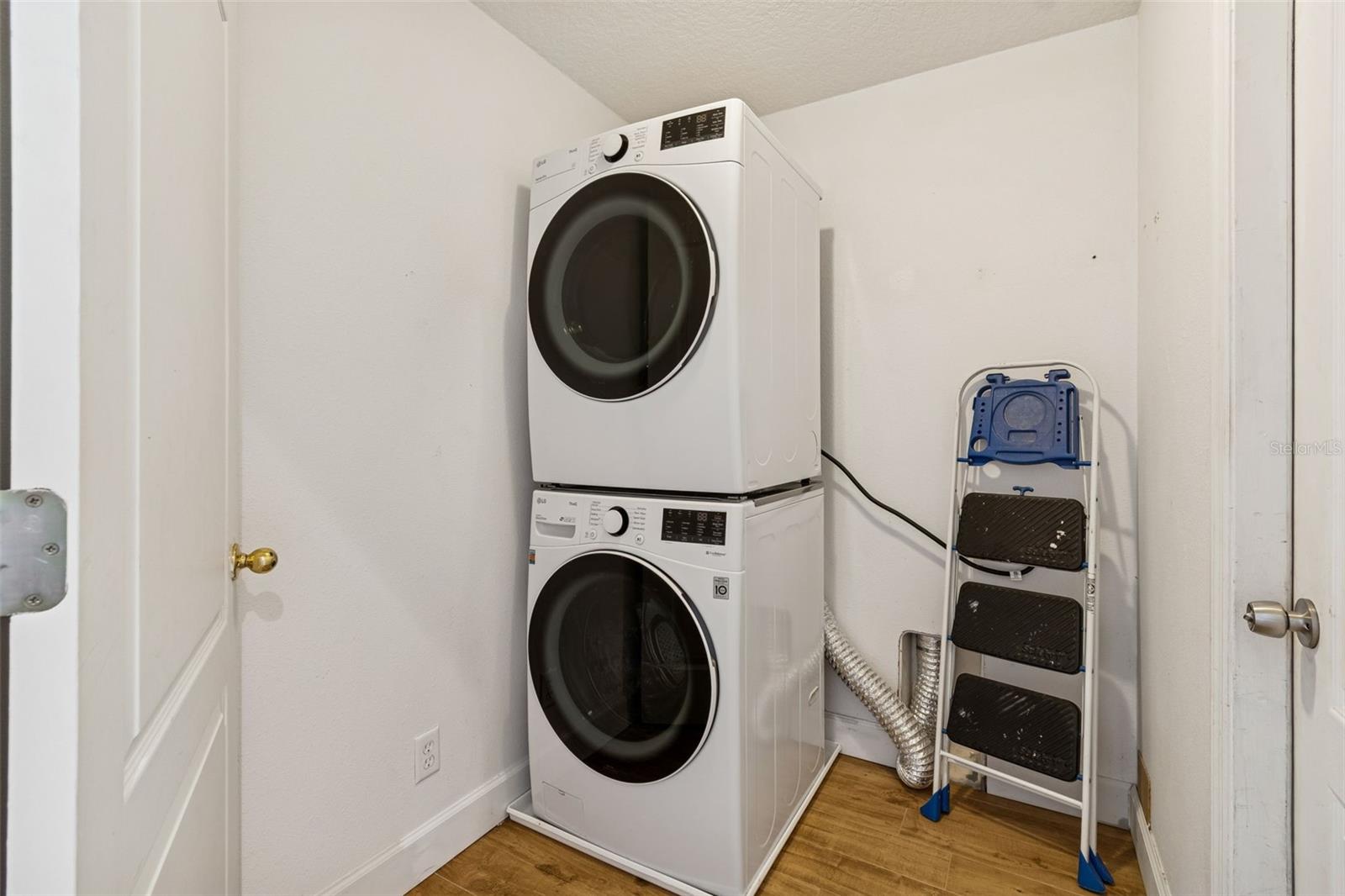 Image 47 of 88 For 19427 Morden Blush Drive