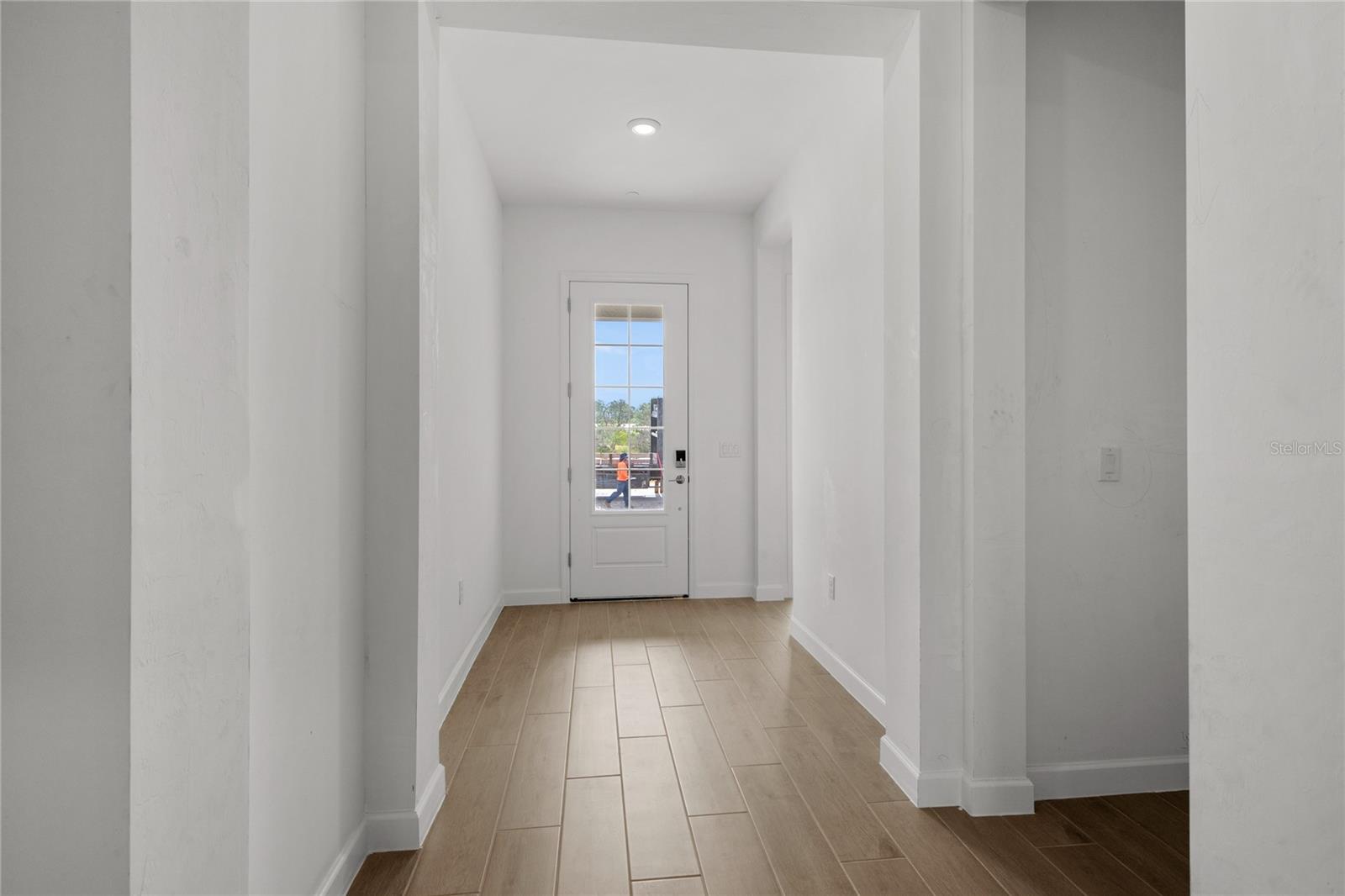 Image 29 of 36 For 19111 Scallop Loop