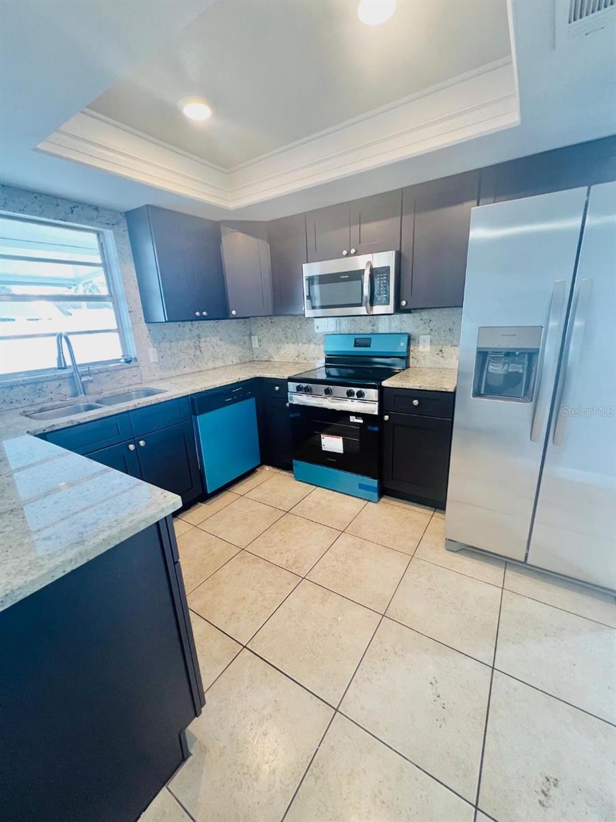 Image 5 of 16 For 11009 Summer Drive