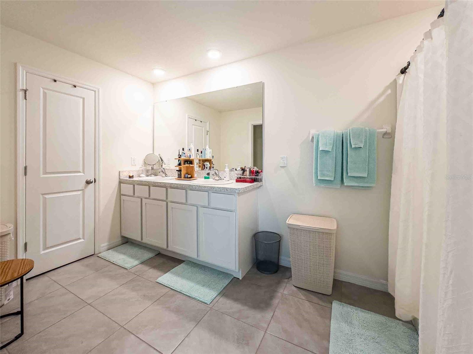 Image 18 of 43 For 12172 Lily Magnolia Lane