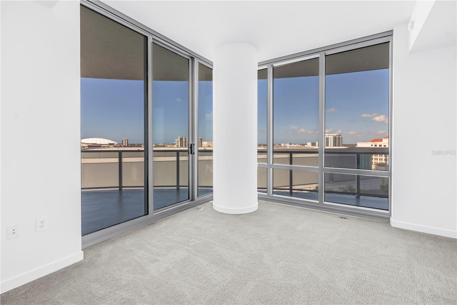 Image 39 of 72 For 400 Central Avenue 1001