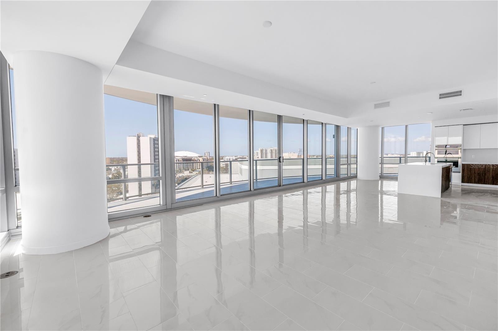 Image 8 of 72 For 400 Central Avenue 1001