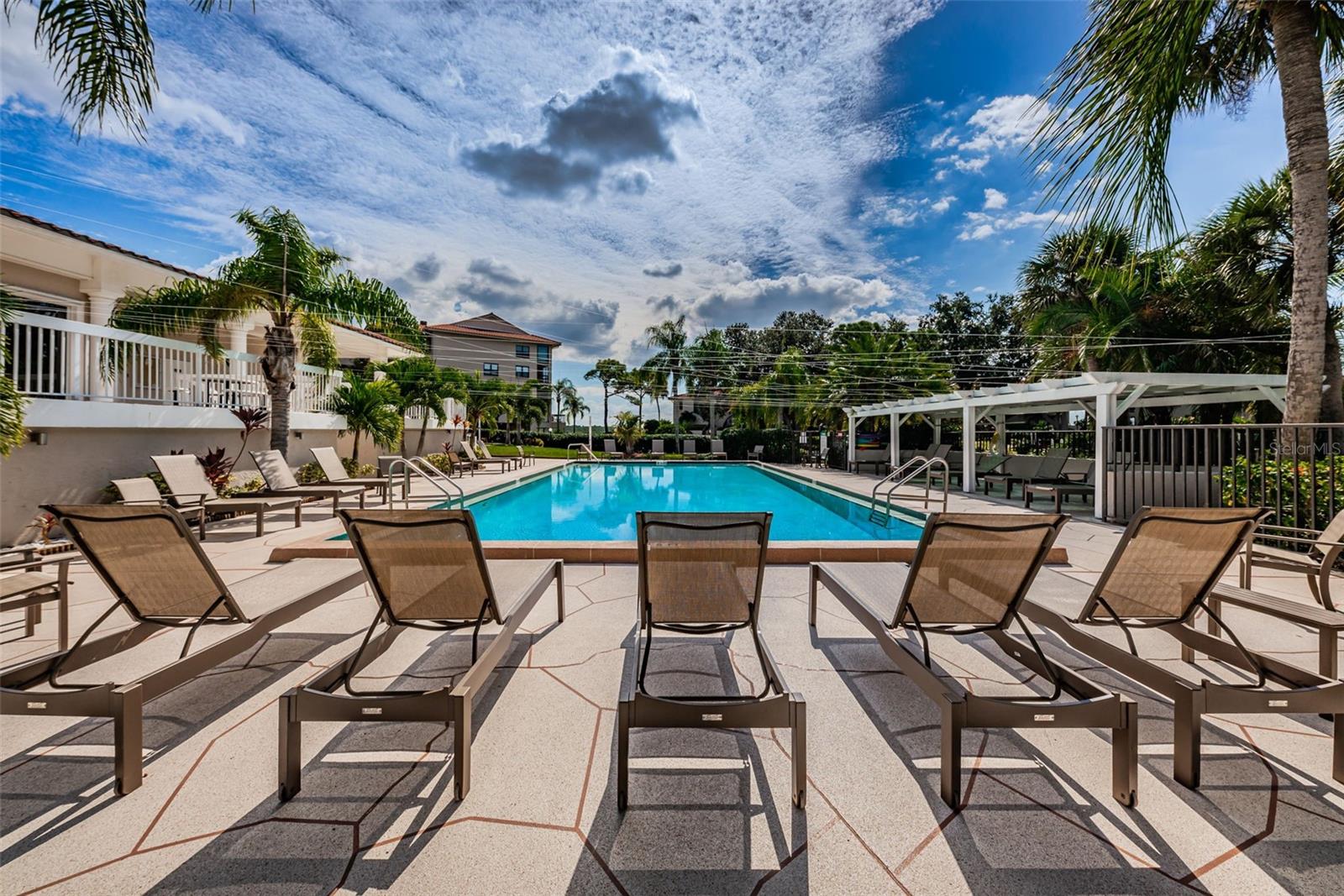 Image 14 of 47 For 1805 Mariner Drive 48