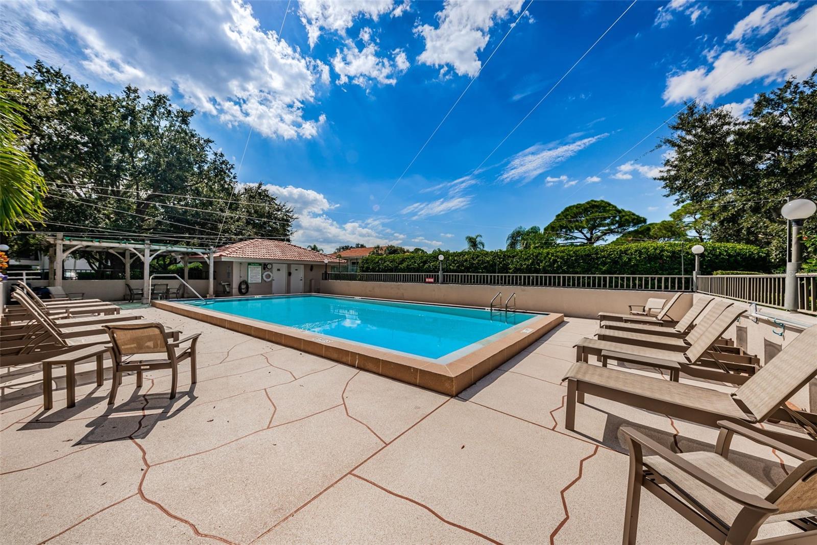 Image 23 of 47 For 1805 Mariner Drive 48