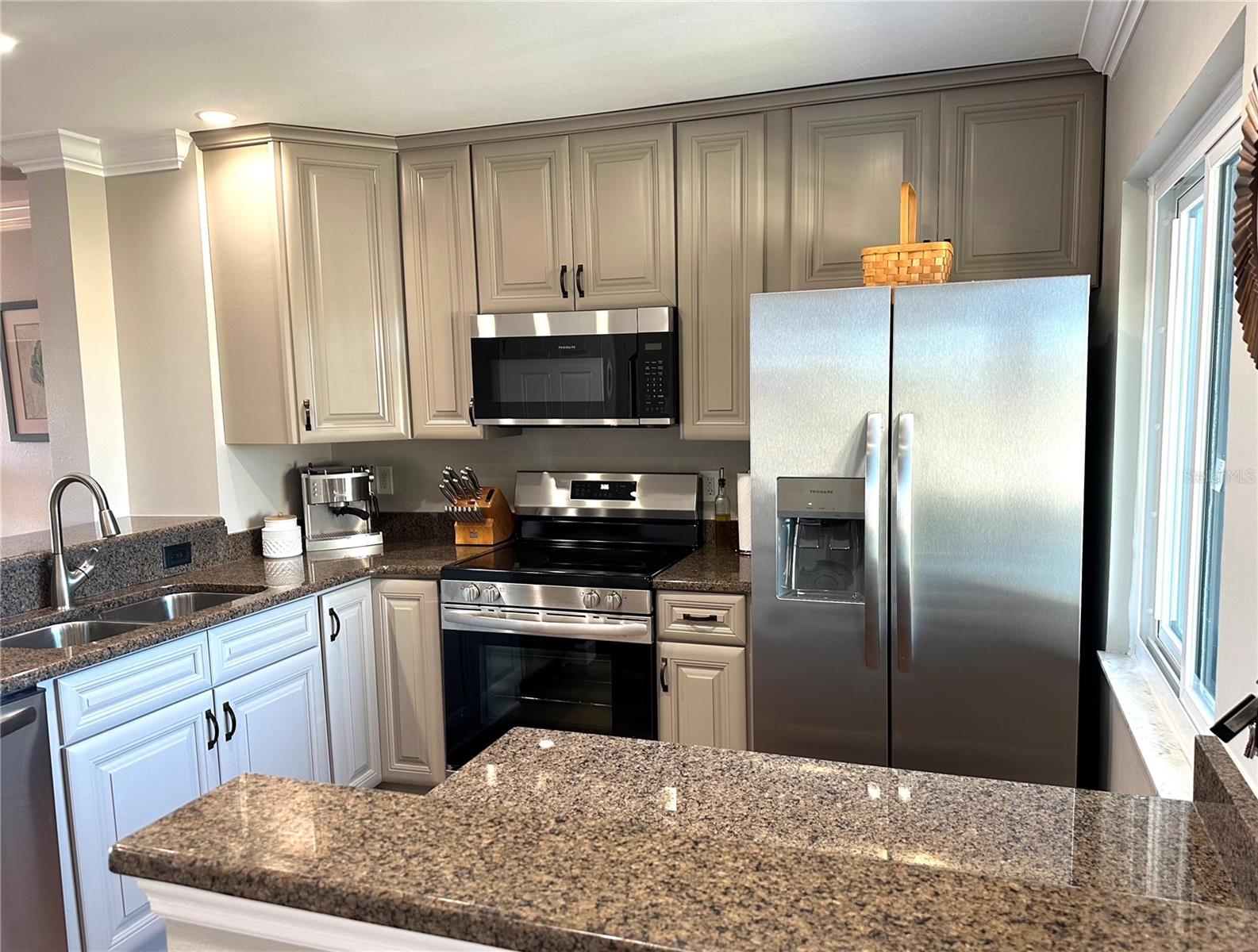 Image 33 of 47 For 1805 Mariner Drive 48