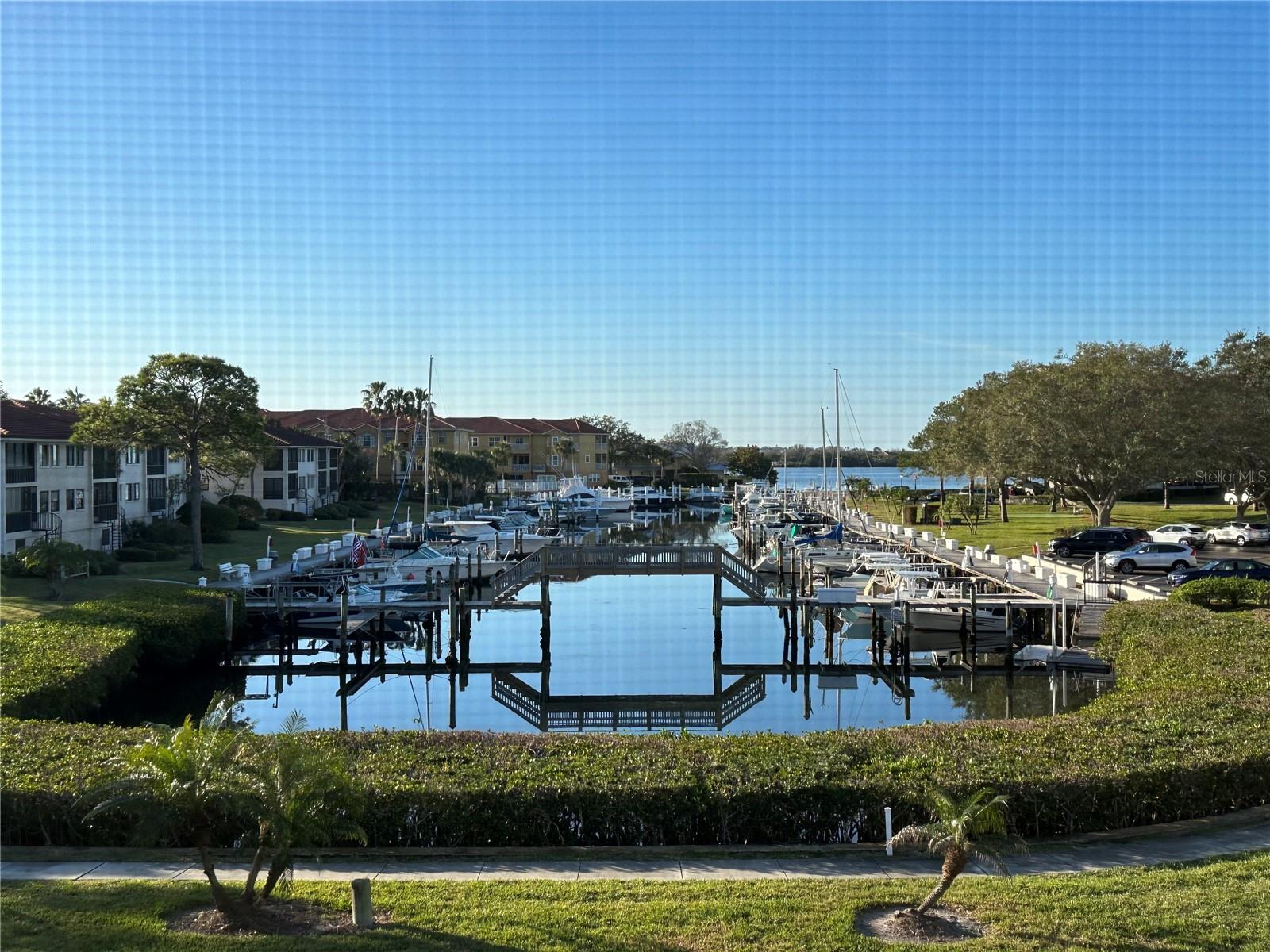 Image 5 of 47 For 1805 Mariner Drive 48