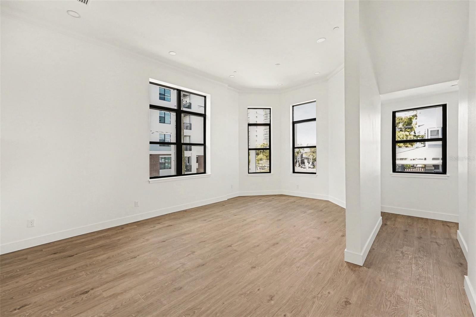 Image 3 of 25 For 1801 Morgan Street 15