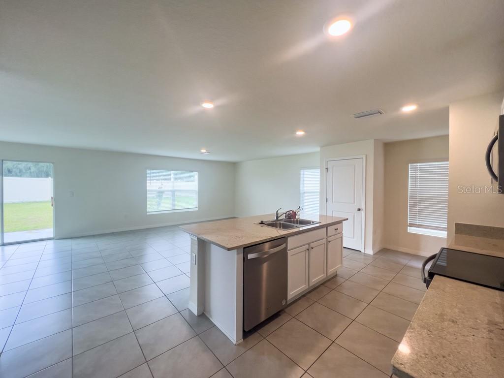 Image 18 of 35 For 12181 Downy Birch Drive