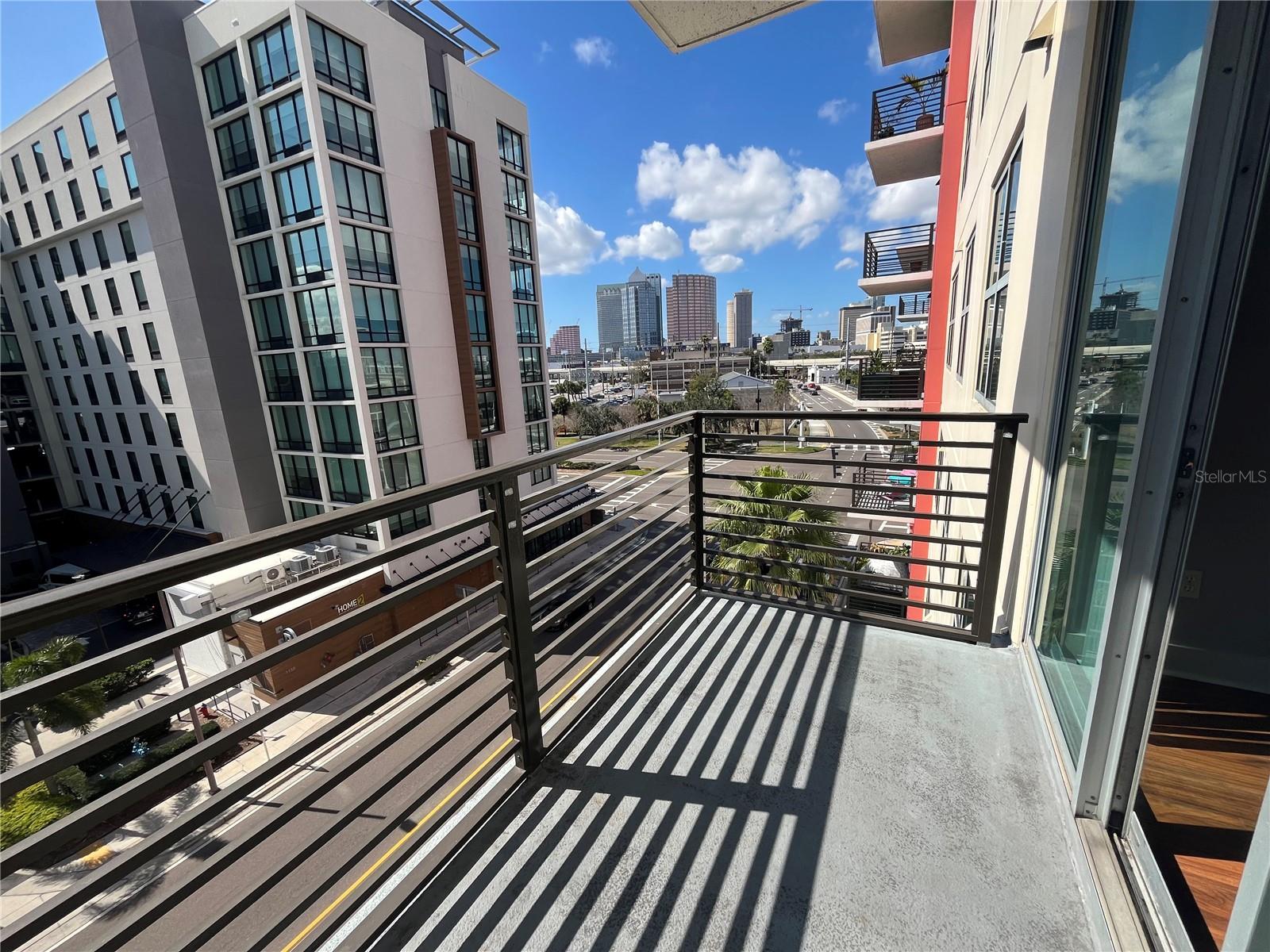 Image 19 of 38 For 1120 Kennedy Boulevard 515