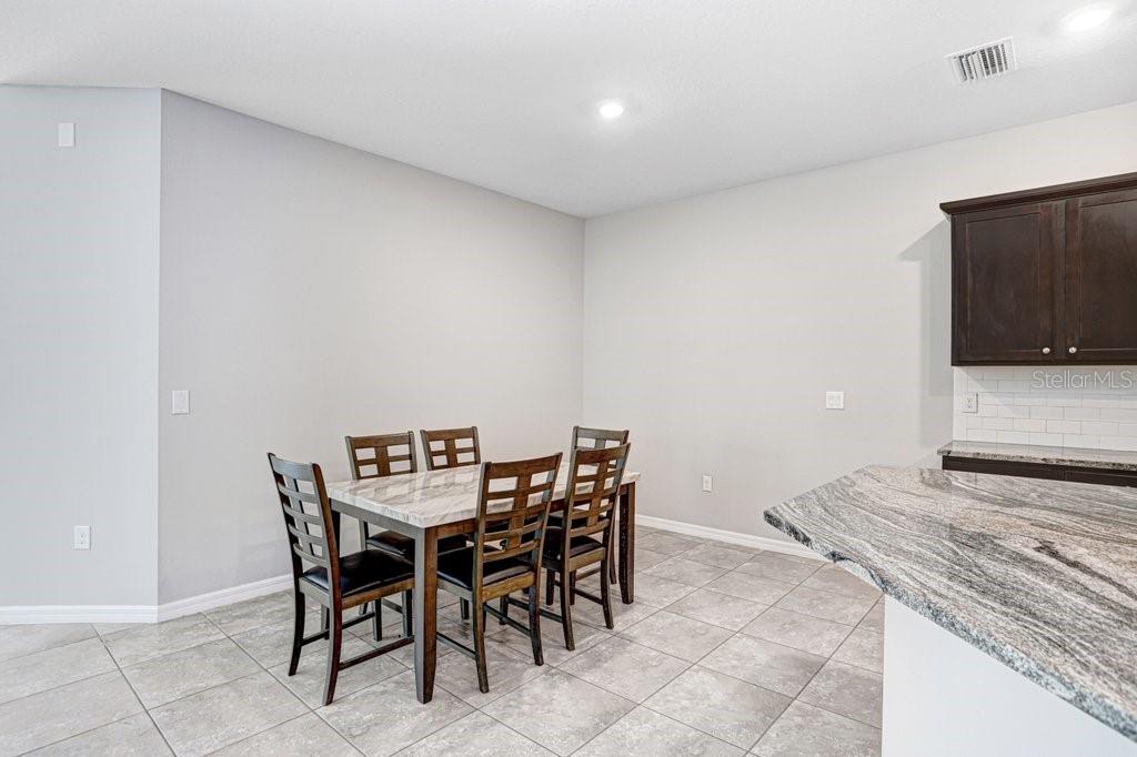 Image 9 of 54 For 31398 Mango Fade Way